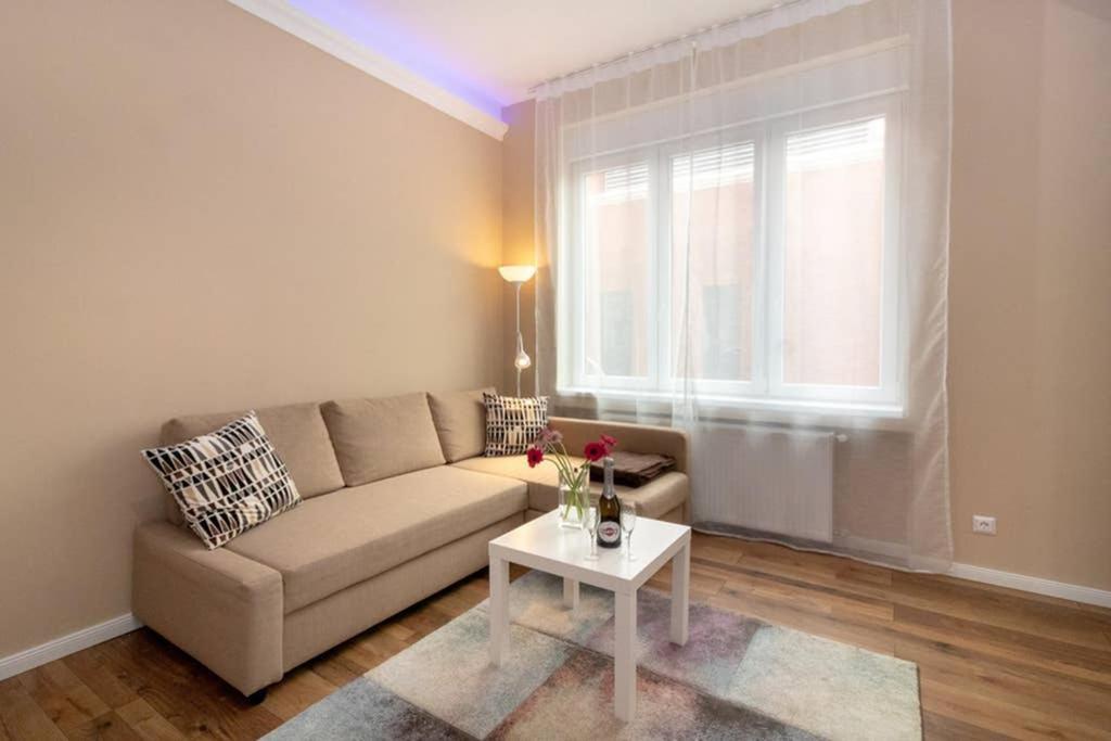 Nice And Cozy Apartment Next To The Parliament Budapešť Exteriér fotografie