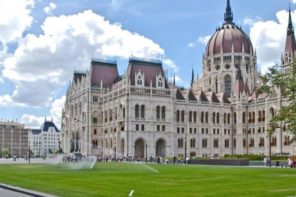 Nice And Cozy Apartment Next To The Parliament Budapešť Exteriér fotografie